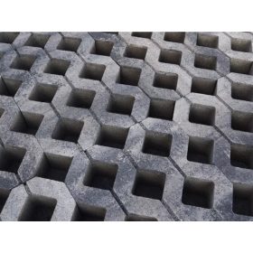 Barabás - Gyephézagos térkő - holdfény