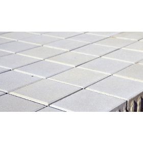 Frühwald - Gigant térkő 