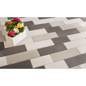 Leier Kaiserstein FORUM térkő 